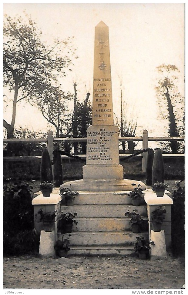 CARTE POSTALE ORIGINALE ANCIENNE COULEUR : MONCEAUX  MONUMENT AU MORTS AUX GLORIEUX SOLDATS MORTS POUR LA FRANCE 14-18 - Monumenti Ai Caduti