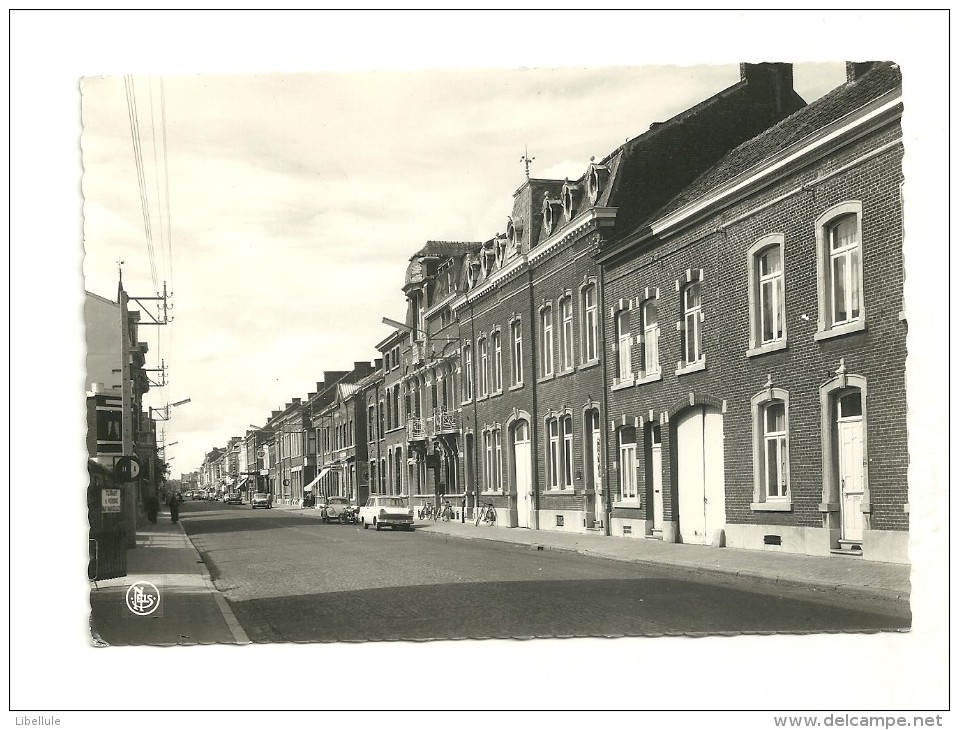 Hannut : Rue Albert 1er - Hannuit