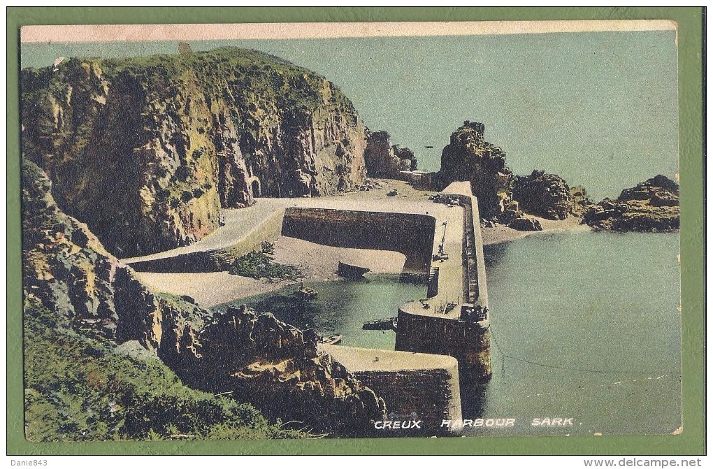 (MA) - CPA Vue Peu Courante - GUERNSEY - CREUX HARBOUR SARK - - Guernsey