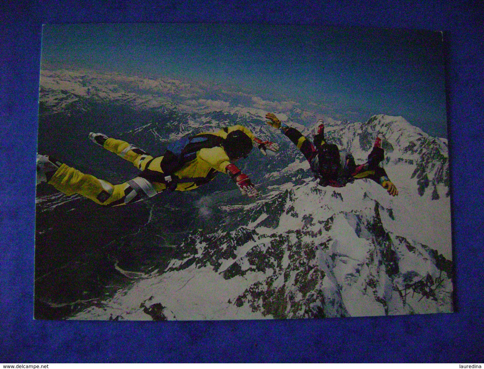 CPM SPORTS - PARACHUTISME -  PHOTO DE F. RICKARD - Fallschirmspringen