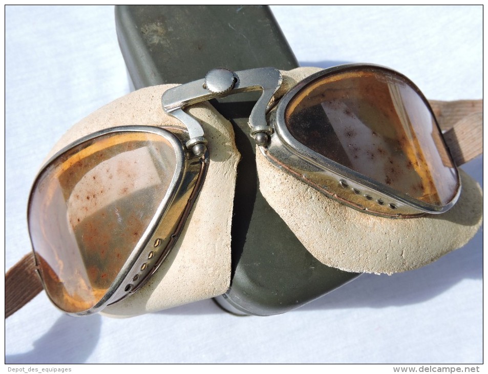 LUNETTES MOTOCYCLISTE + CHARS En Boite - MODELE 1935  #.2 - Casques & Coiffures