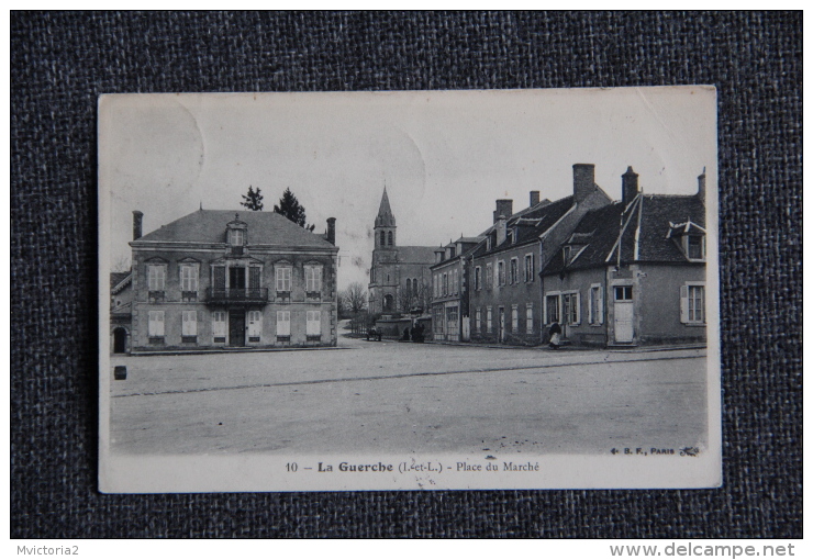 LA GUERCHE - Place Du Marché - Autres & Non Classés