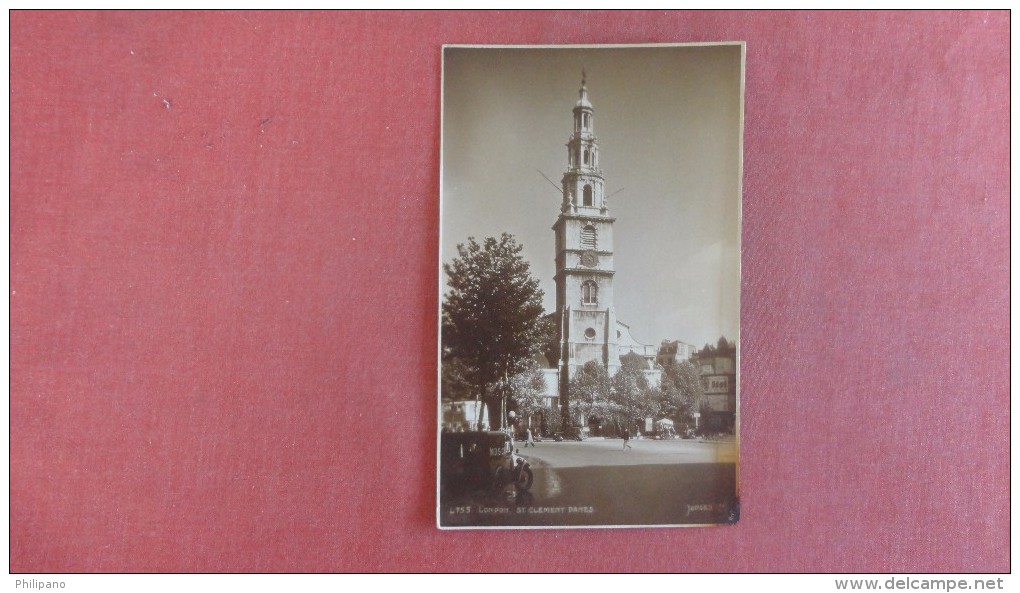 England> London > St Clement Danes  Judges Photo==  ====  =ref  2305 - Other & Unclassified