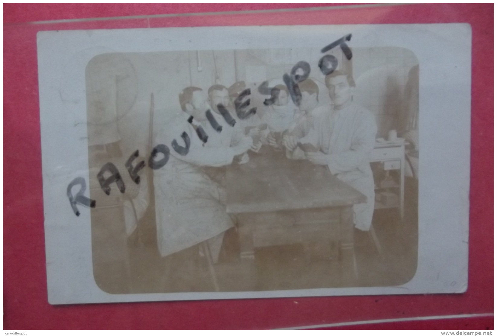 C Photo Rare  Memel  Infirmiers ? Jouant Aux Cartes - Lituanie