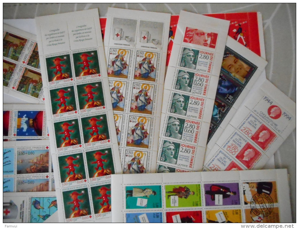 LOT Blocs Et Carnets NEUFS Non Pliés. Années 1990 à 99 (lot 6)-40% Valeur Faciale - Unused Stamps