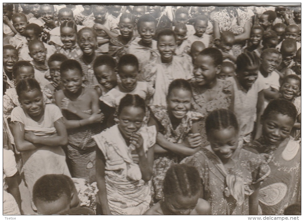 Congo - Jeunes Filles Congolaises - Autres & Non Classés