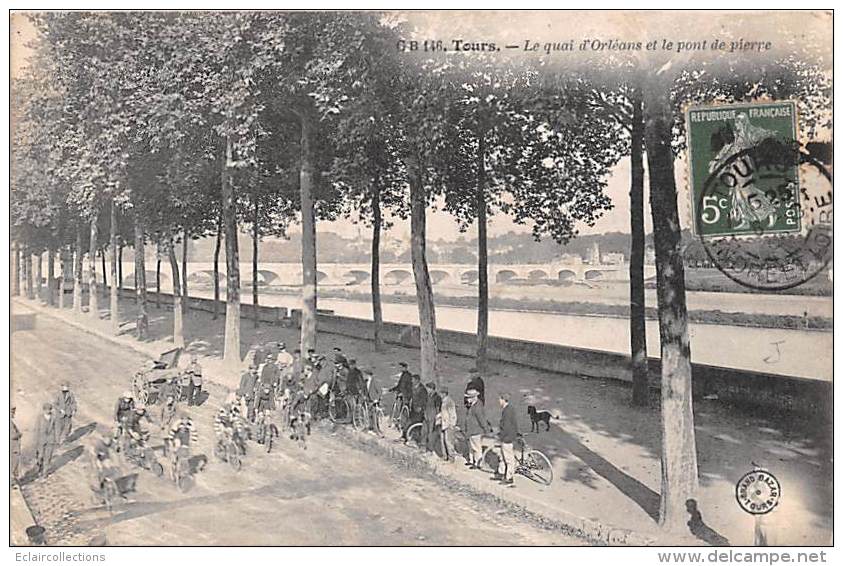 Sport. Cyclisme.      Course     Quai D'Orléans A Tours - Cycling