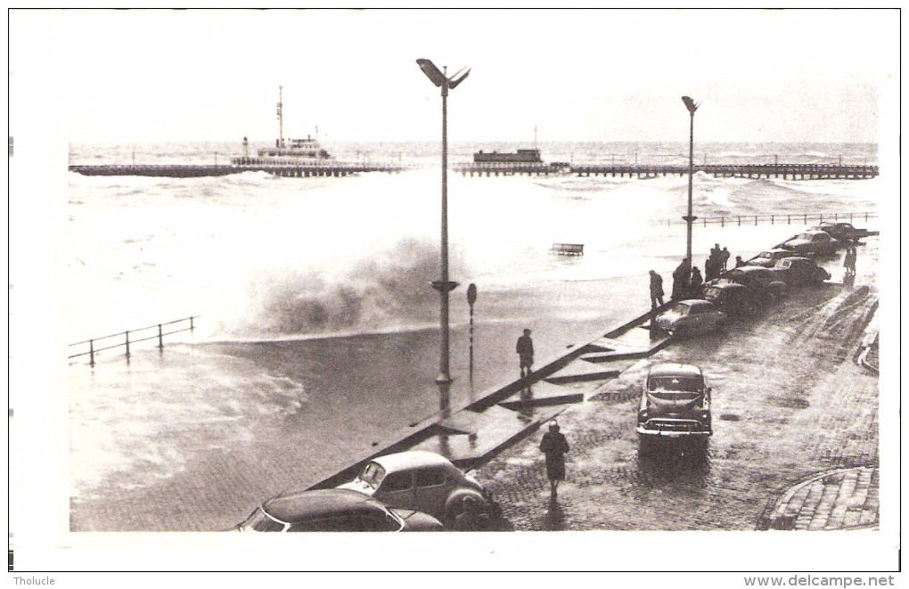 Oostende-Ostende-Ostend-Storm-Tempête-vielles Voitures: Opel-Renault...Estacade-Pier-jetée - Oostende