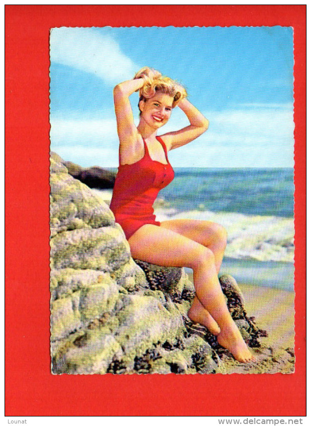 Pin-Ups : Femme (Mode , Maillot De Bain) Nu (non écrite, édition Color) - Pin-Ups