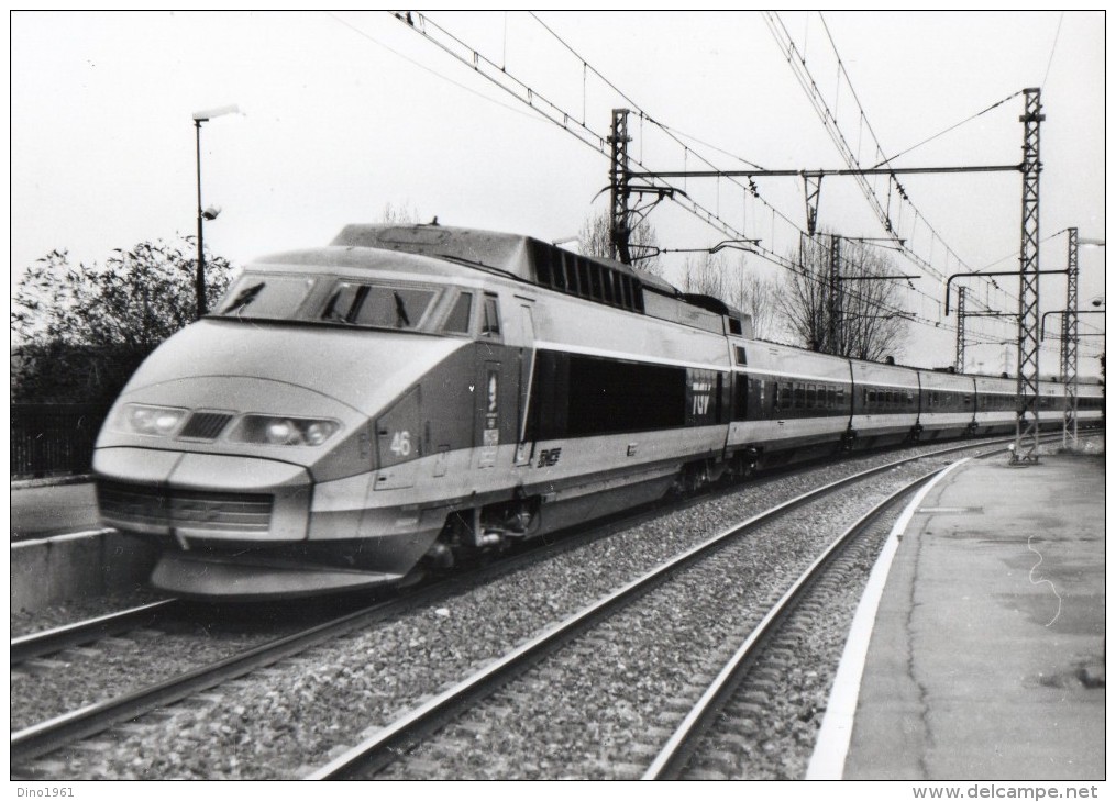 PHOTO 305 - Photo 14,5 X 10,5 - TGV ROUEN X LYON - Photo Guy LAFORGERIE - Eisenbahnen