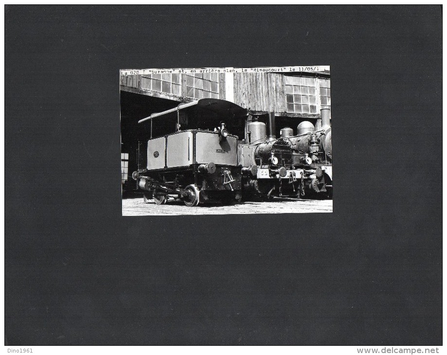 PHOTO 310 -  Série De 5 Photos 12,5 X 9 - Locomotives Dépot De LONGUEVILLE - Treinen