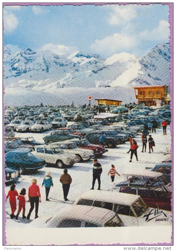 31 °° Luchon-Superbagnères - Le Parking Sur Le Plateau DS Années 60 - Dentelée écrite 1967 - Superbagneres