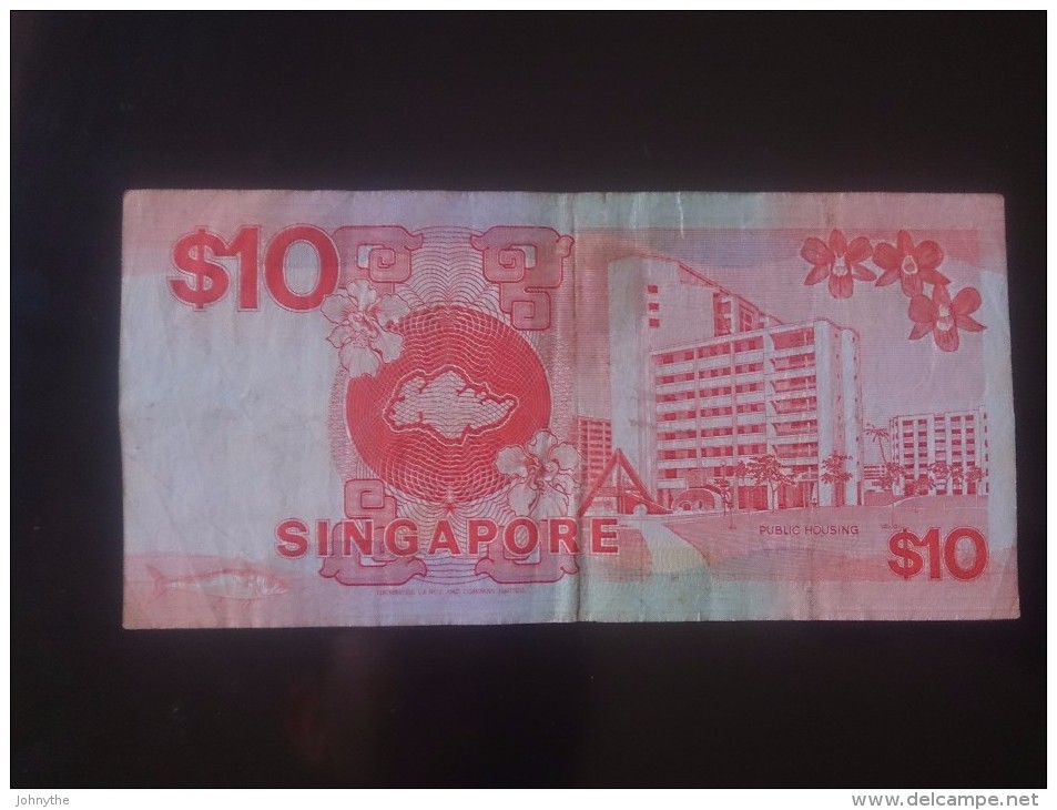 Singapore 10 Dollars Used - Singapour