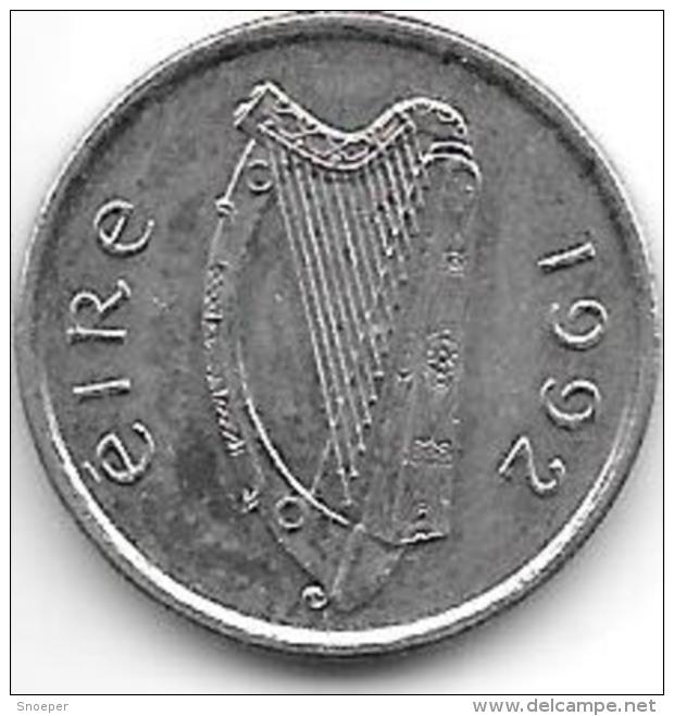 ¨ireland  5 Pence   1992   Km 28 - Irlande