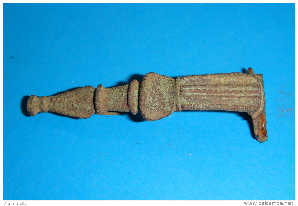 ROMAN FIBULA II - III C.A.D. - Archéologie