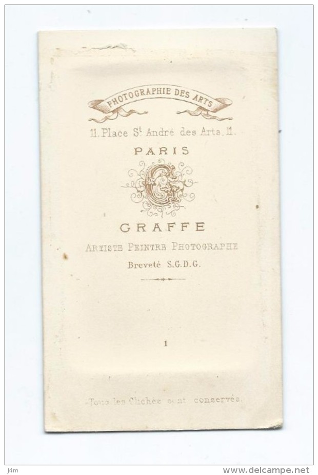 Ancienne Photo CDV Circa 1870 De GRAFFE, Place St André Des Arts à PARIS (75): ENFANT Bourgeoisie JOUET CHIEN BOULEDOGUE - Old (before 1900)