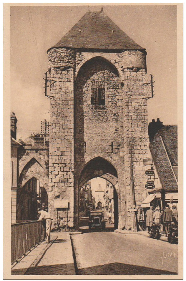 beau lot d´environ  13000 cartes postales anciennes de france ( cpa) trier