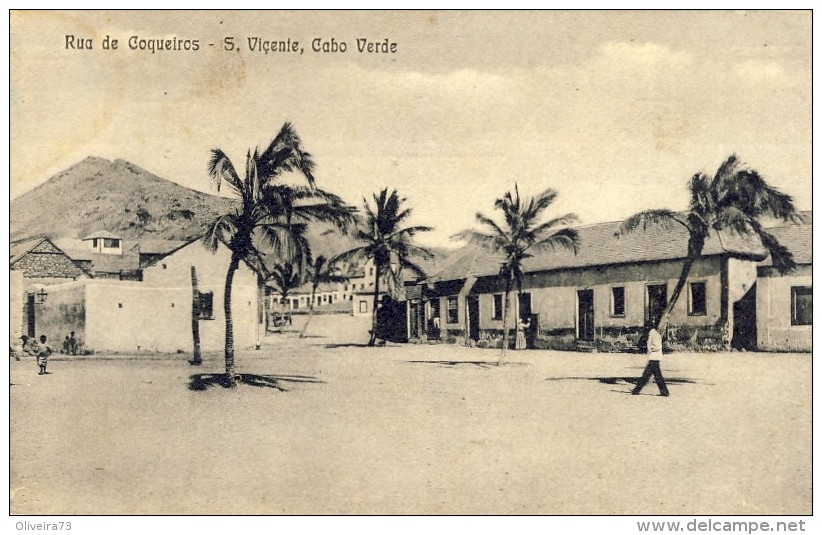 CABO VERDE, SÃO VICENTE, Rua De Coqueiros, 2 Scans - Kaapverdische Eilanden