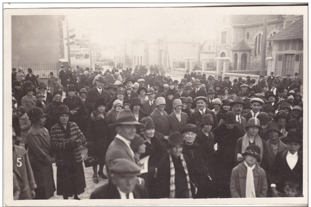 51 Beine - Inauguration église Du 16.10.1927. Carte Photo Maurice Cuisinier Reims. Tb état,non Circulée. - Other & Unclassified