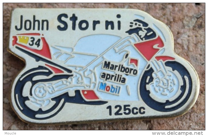 MOTO 125CM3 - MARLBORO - APRILLA - MOBIL -  N°34 - JOHN STORNI -                      (BLEU) - Motos