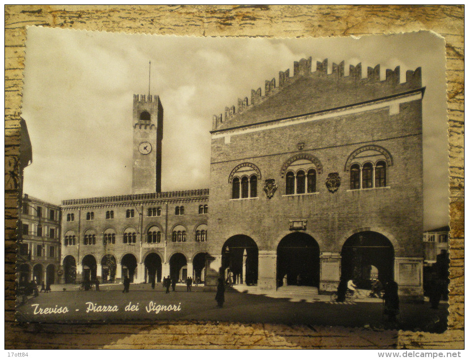 Treviso - Piazza Dei Signori - Treviso