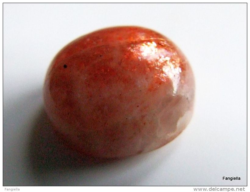 Cabochon Pierre De Soleil Naturelle Sans Aucun Traitement Pierre Semi-précieuse Environ 16x14x9mm   Une Jolie Pierre De - Pearls