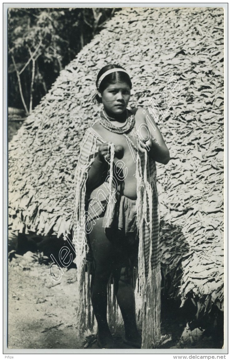 (Guyane) Femme Roucouyenne. Carte Photo. - Autres & Non Classés