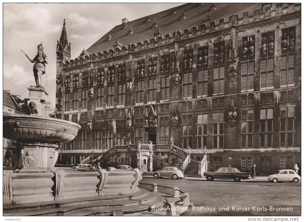 BAD AACHEN - Rathaus Und Kaiser Karls-Brunnen - Aachen