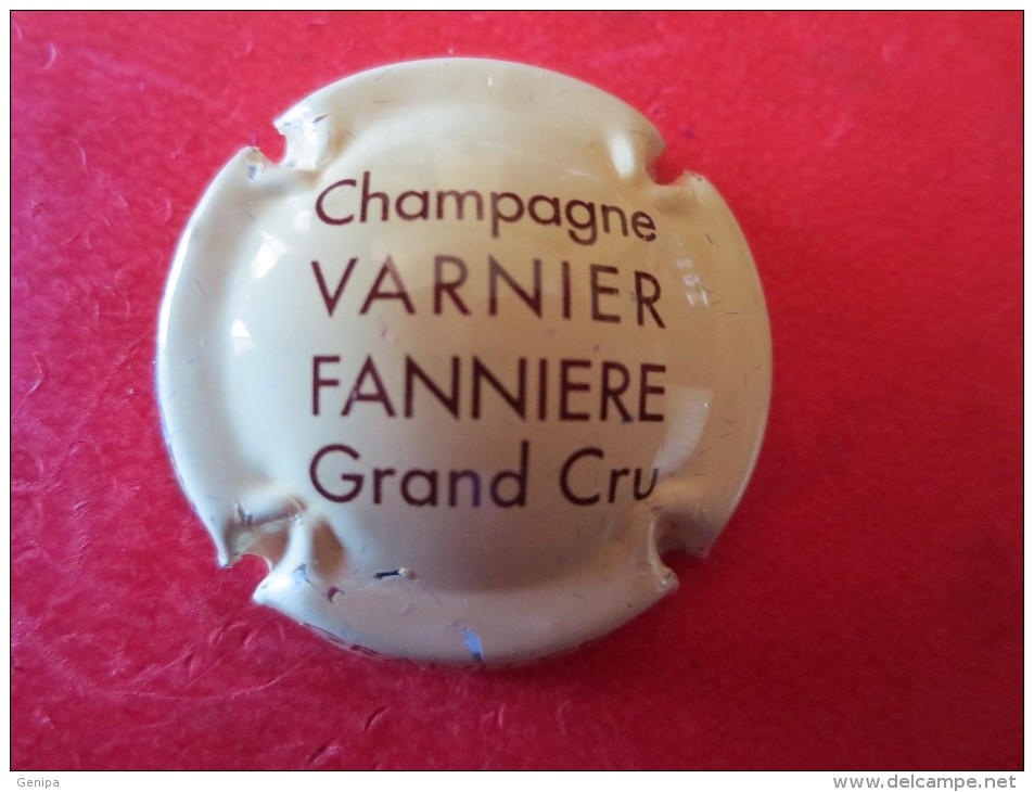 VARNIER - FANNIERE . Grand Cru. Crème Et Marron - Autres & Non Classés
