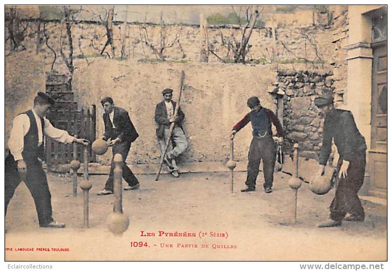 Sport.   Jeu De  Quilles.   Cauterêts   65   Une Partie De Quilles - Pétanque