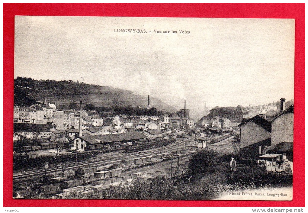 54. Longwy- Bas . La Gare. Vue Vers Les Voies. Trains. 1926 - Longwy