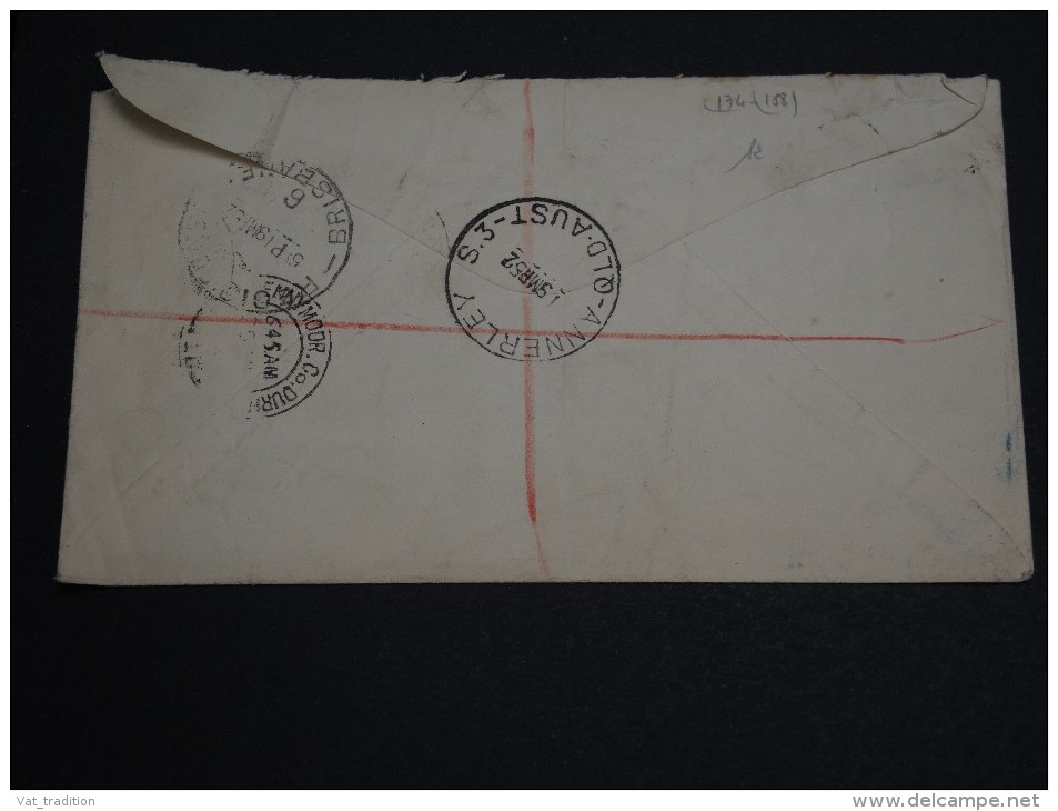 AUSTRALIE - Enveloppe En Recommandée Pour La Grande Bretagne En 1952 - A Voir - L 1043 - Briefe U. Dokumente