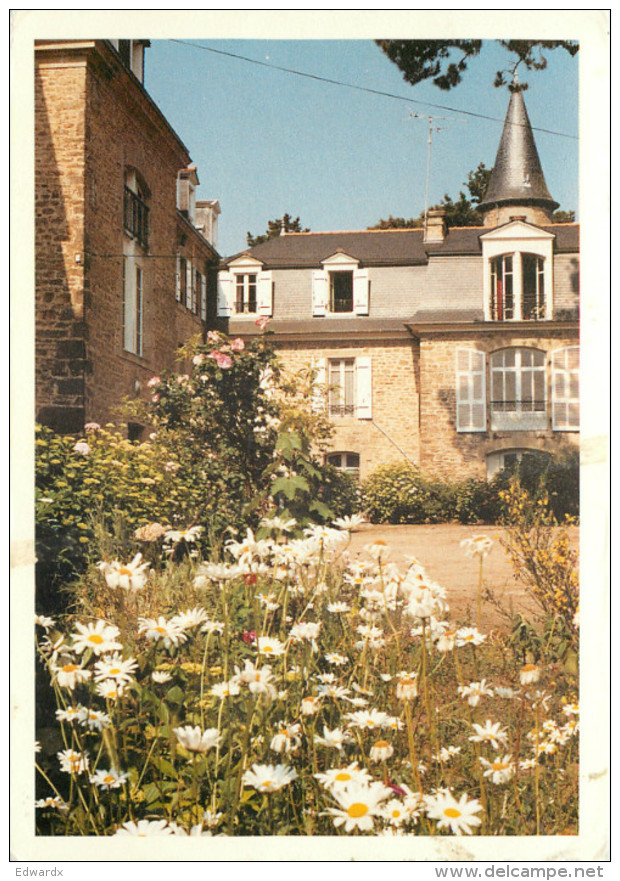 Chateau, Berder, France Postcard Posted 1990 Stamp - Autres & Non Classés