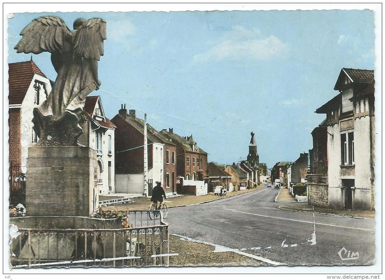 CPSM COLORISEE BERLAIMONT, LE MONUMENT ET RUE DU 5 NOVEMBRE, NORD 59 - Berlaimont