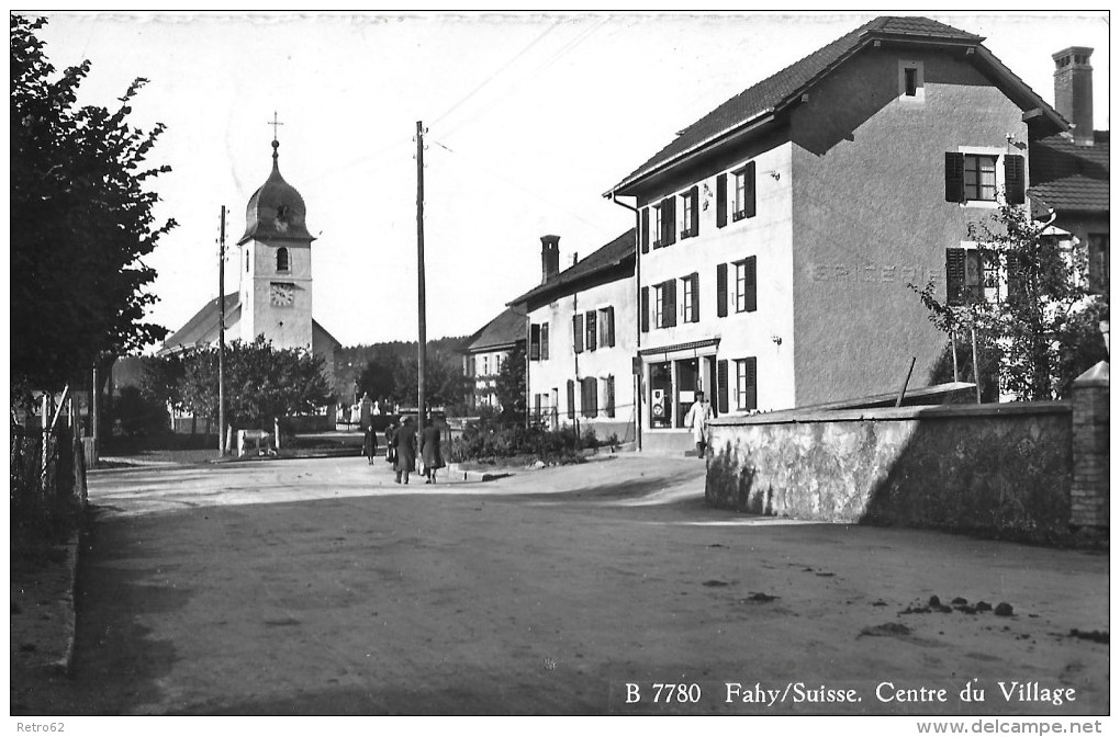 FAHY &#8594; Centre Du Village Mit Passanten Anno 1956 - Fahy