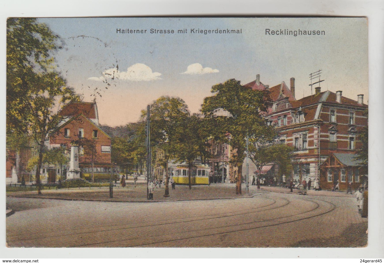 CPSM RECKLINGHAUSEN (Allemagne-Rhénanie Du Nord Westphalie) - Halterner Strasse Mit Kriegerdenkmal - Recklinghausen