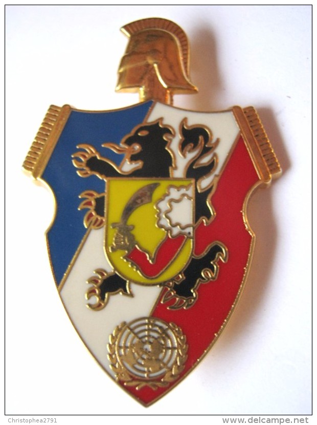 ANCIEN  INSIGNE REGIMENT DU GENIE LE 71° RG 3° COMPAGNIE OPEX FORPRONU BATGEN 1992 (VARIANTE) - Medizinische Dienste