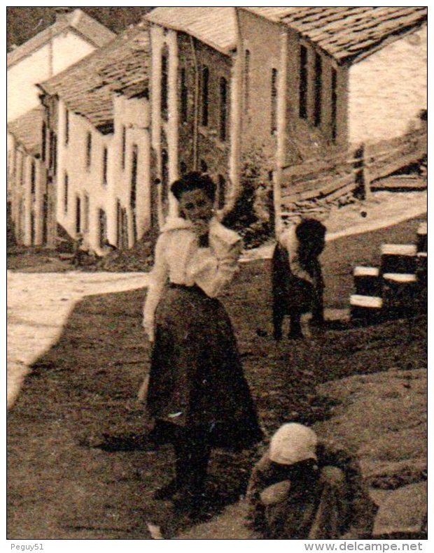 Houffalize. Chemin De Saint Roch. 1912 - Houffalize