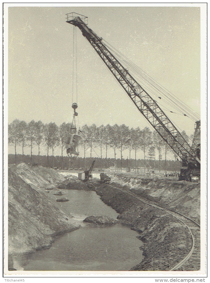MOL - FOTOKAART Juni 1945 (23 X 17.5 Cm) - Extractie Van Lignite - Kraan Op Het Werk - Grue Au Travail - Mol