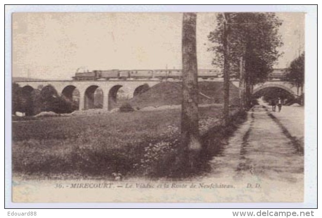 MIRECOURT VIADUC ET LA ROUTE DE NEUFCHATEAU   TRAIN DE VOYAGEURS SUR LE VIADUC - Mirecourt