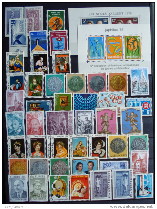 Luxembourg - Collection 1977 à 2006 + Quelques Séries Et Timbres Antérieurs - Collections