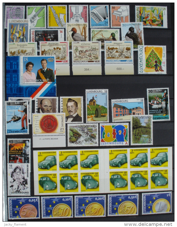 Luxembourg - collection 1977 à 2006 + quelques séries et timbres antérieurs