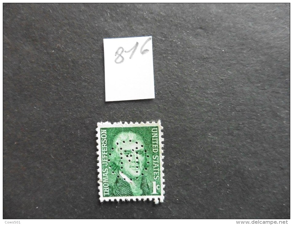 Etats-Unis :Perfins :timbre N° 816   Perforé    M   Oblitéré - Zähnungen (Perfins)