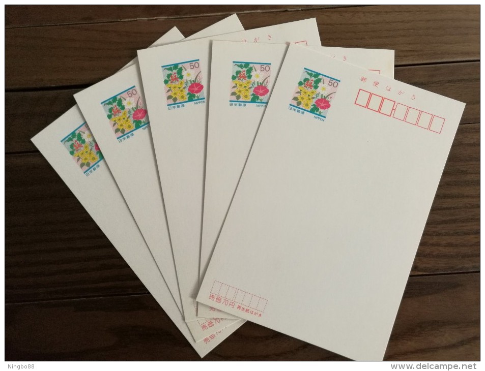 The 70 Anni. Of Mickey & Minnie,Japan 1998 Set Of 5 Disney Comic And Animation Film Postal Stationery Card In Folder - Disney