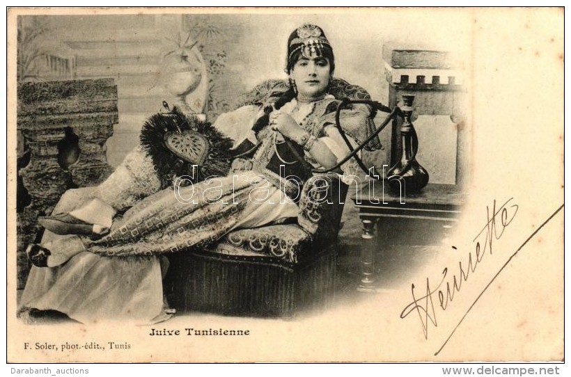 T2 Juive Tunisienne / Jewish Woman, Water Pipe, Tunisia; Judaica - Ohne Zuordnung