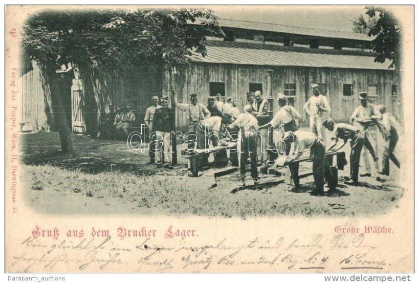 T2 1899 Brucker Lager, Grosse Wäsche / Laktanya Ruháikat Mosó Katonákkal / Barracks With... - Ohne Zuordnung
