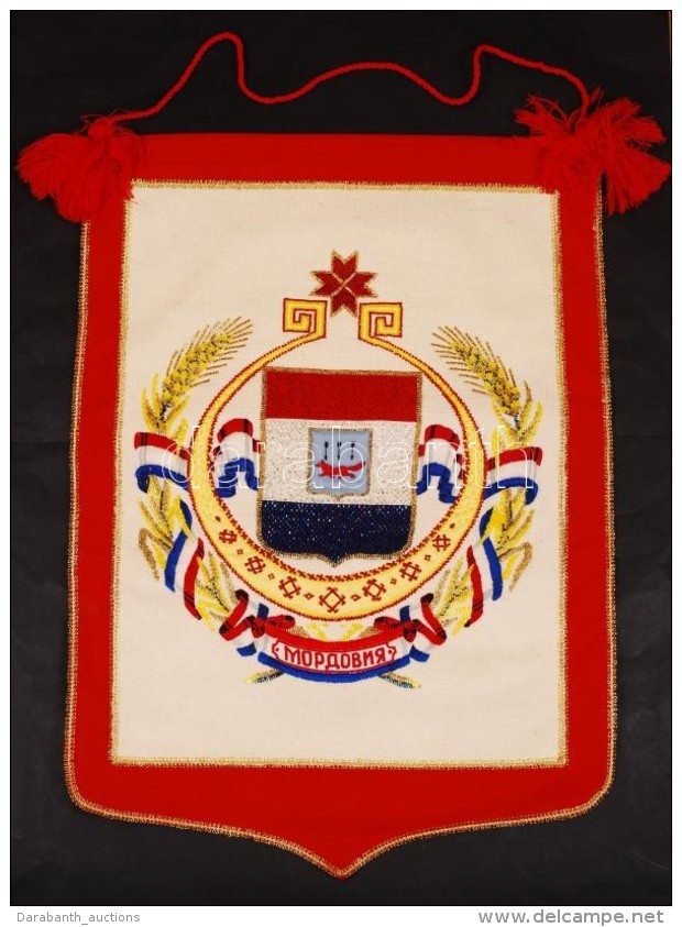 A Mordvin Köztársaság Hímzett Zászlaja / Embroided Flag Of Mordovia 55x75 Cm - Sonstige & Ohne Zuordnung