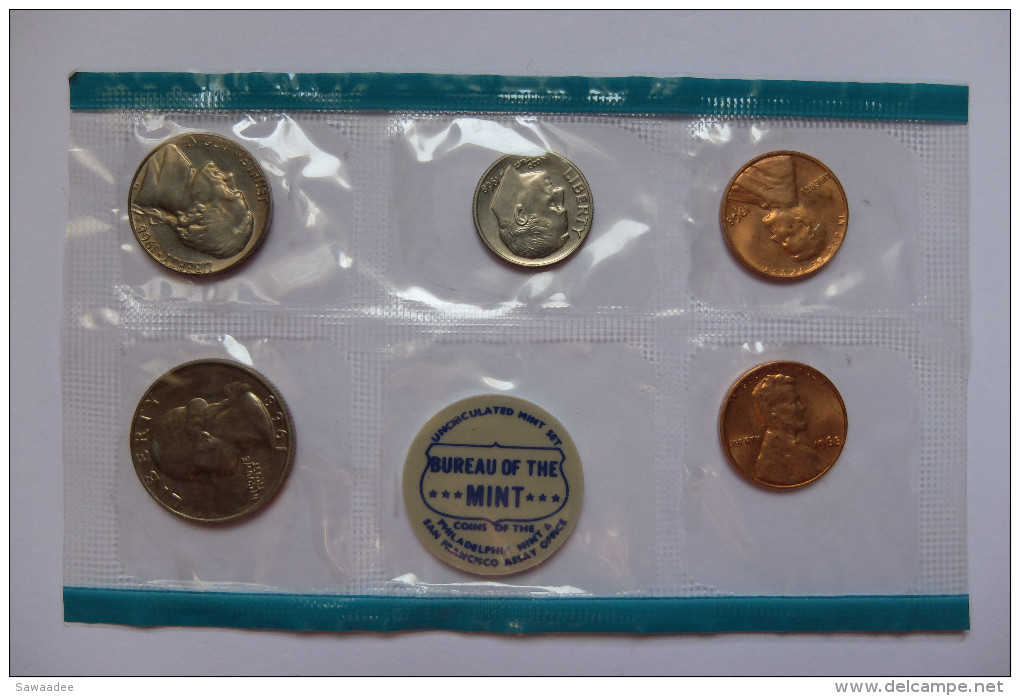 PIECE - U.S.A. - POCHETTE - UNCIRCULATED MINT SET 1968- 5 PIECES : ONE CENT  (S), ONE DIME, 5 CENT (S), QUARTER $ - Collections