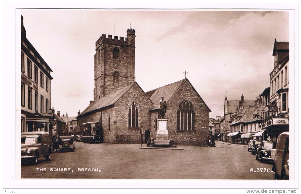 UK2578   BRECON : The Square - Breconshire