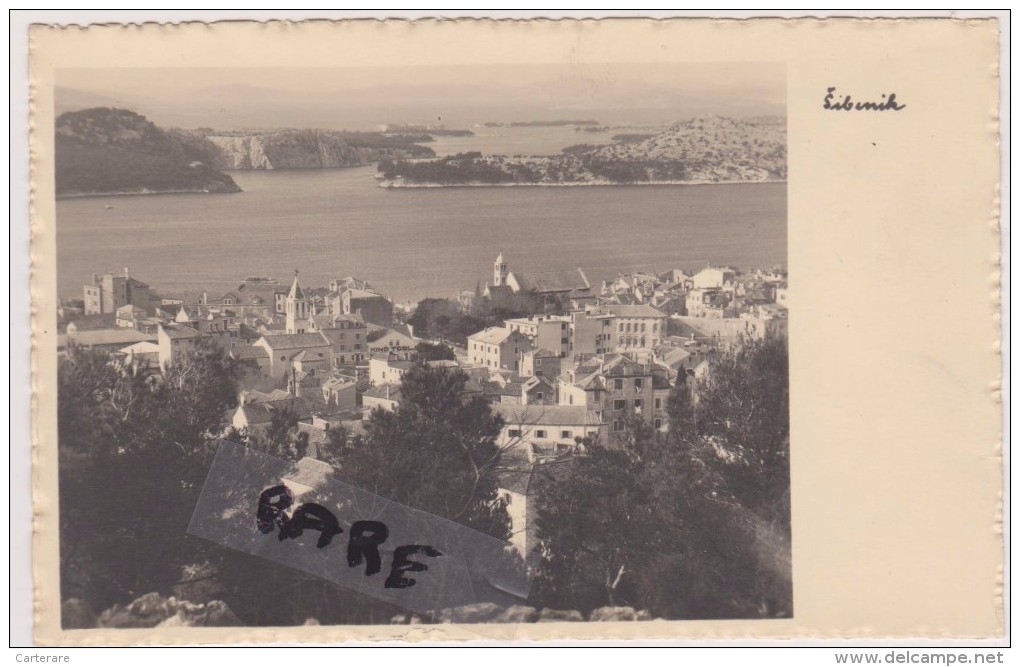 CARTE PHOTO,EUROPE,CROATIE,SIBENIK KNIN,dalmatie,VILLAGE,VUE AERIENNE,IL Y A 60 ANS - Croatia